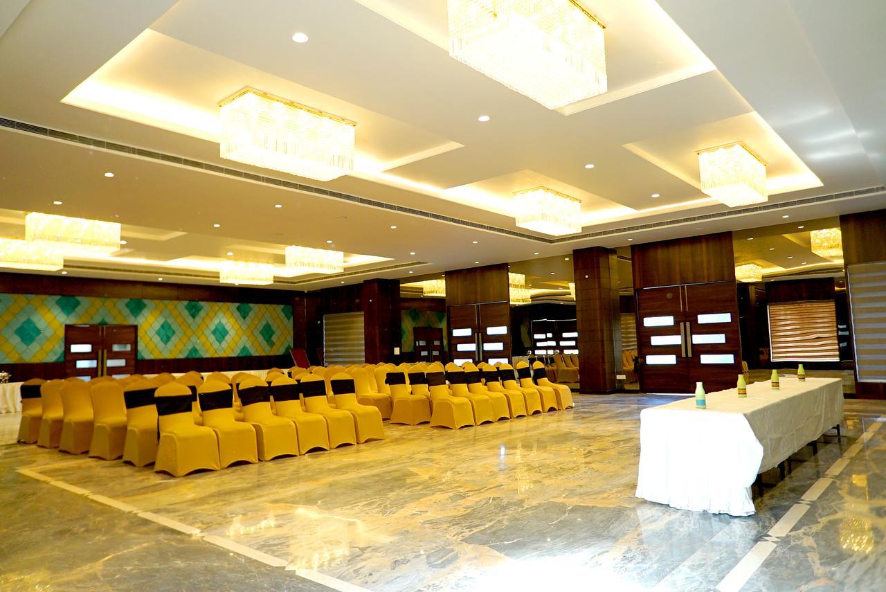 The Mystic Palms Hotel Matura Exterior foto