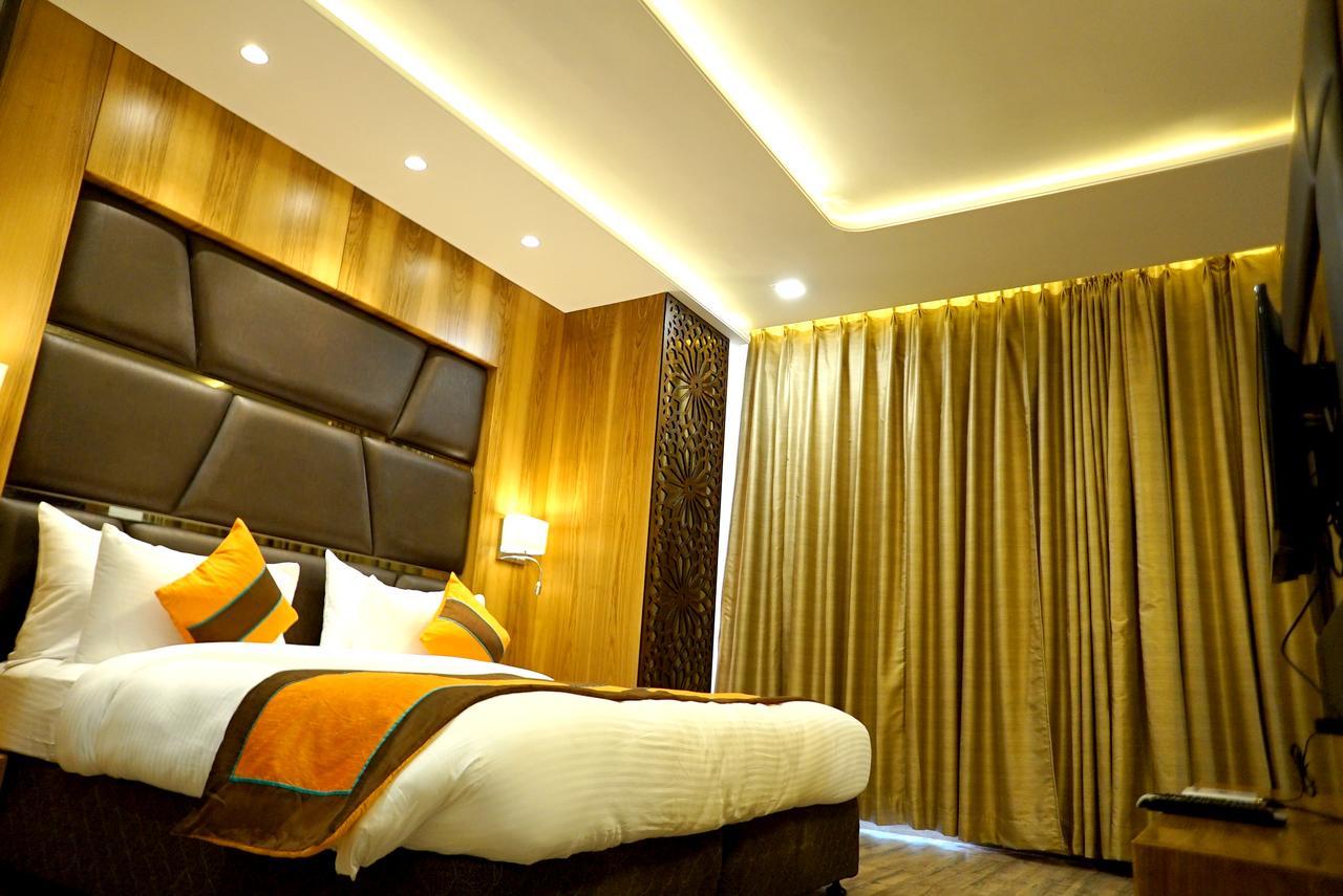 The Mystic Palms Hotel Matura Exterior foto