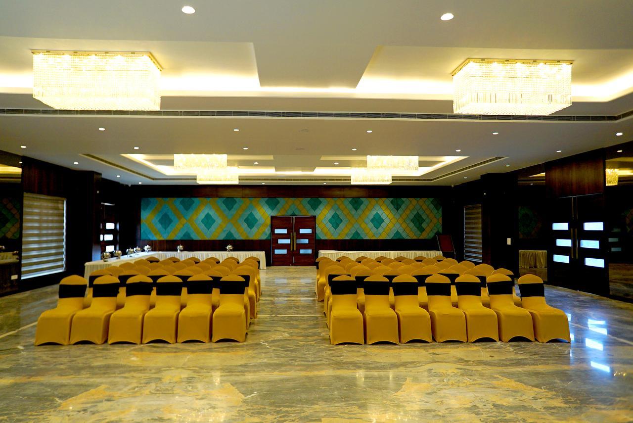The Mystic Palms Hotel Matura Exterior foto