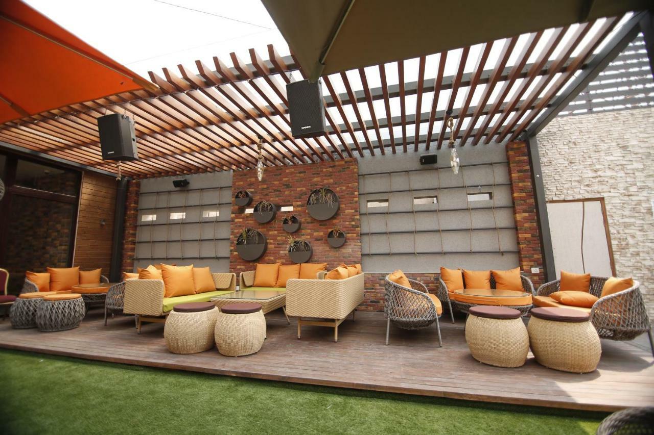 The Mystic Palms Hotel Matura Exterior foto